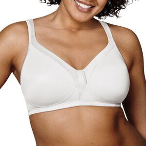 #823 Playtex 18 Hour Silky Soft Smoothing Cool & Breathable Wireless Bra White